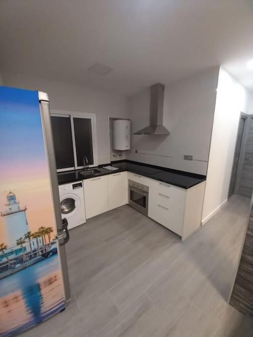 Family Flat Close To The Centre-v-estrell Leilighet *